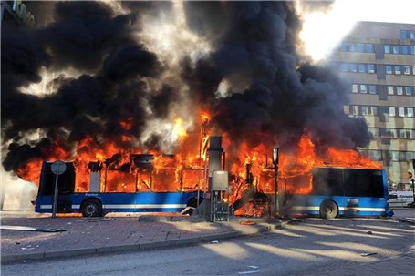 انفجار یک دستگاه اتوبوس در سوئد