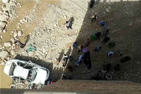 سقوط سمند از پل «بابازید» پلدختر یک کشته و یک مجروح بر جای گذاشت