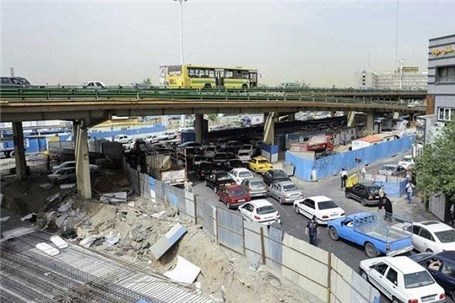 پل گیشا جمع شد،‌ ترافیک هم‌چنان سنگین است