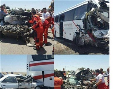 تصادف زنجیره ای 17 دستگاه خودرو در اتوبان قزوین ـ زنجان