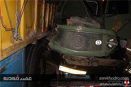 مچاله شدن اتاقک کامیون پس از تصادف خونین + تصاویر