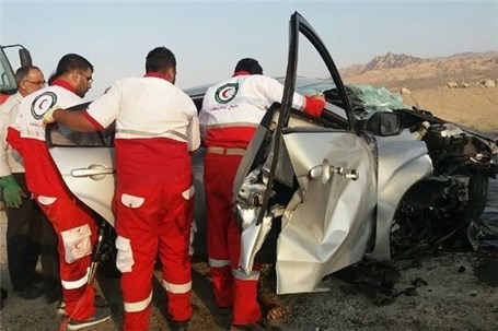 برخورد تریلر با کامیون در جاده زنجان یک قربانی گرفت