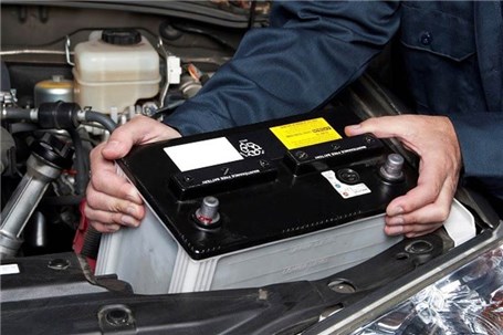 خطرات باتری خودرو که باید بدانید