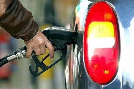 میزان فروش بنزین به یک سوم کاهش یافت