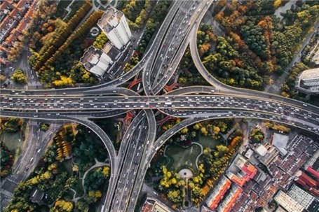 کاهش ترافیک خودروهای خودران با تقاطع هوشمند