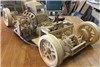 ساخت یک خودروی کاملا چوبی اما کاربردی در 300 ساعت