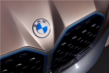 کمبود تراشه تولیدات شرکت BMW را با مشکل رو به رو کرد