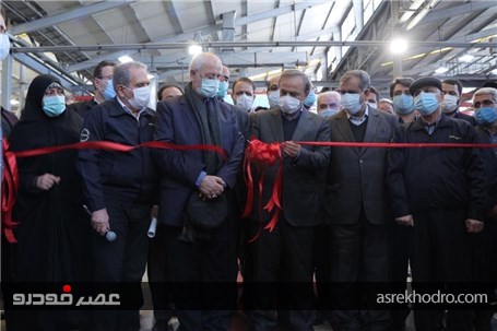 کامیونت ایرانی شیلر۸ تن رونمایی و خط تولید انبوه مینی بوس پگاسوس افتتاح شد