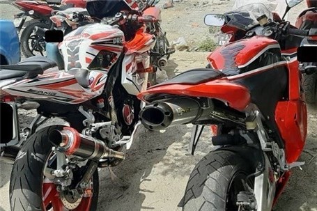 توقیف 3 دستگاه موتورسنگین 1000سی‌سی در بزرگراه شهید همت+ تصاویر