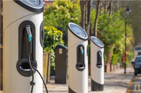 افتتاح ۷۰ ایستگاه شارژ خودروی برقی در هفته دولت