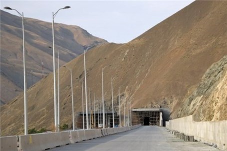 تعویق افتتاح منطقه دو آزادراه تهران-شمال تا 1402
