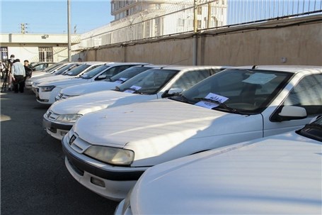 مجلس به خودروسازان فرصت داده تا بازار خودرو را سامان دهند