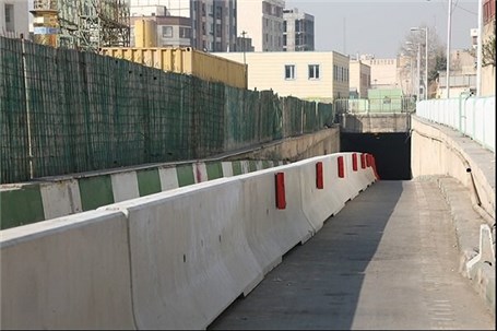 اجرای مسیر ویژه تردد موتورسواران در تونل امیرکبیر