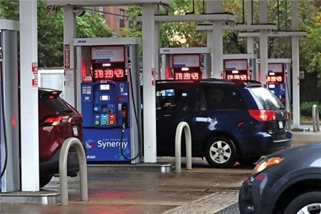 بنزین در آمریکا به پایین‌ترین قیمت 11 ماهه رسید