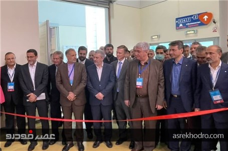 افتتاح غرفه ایران خودرو در نمایشگاه بین المللی مسکو