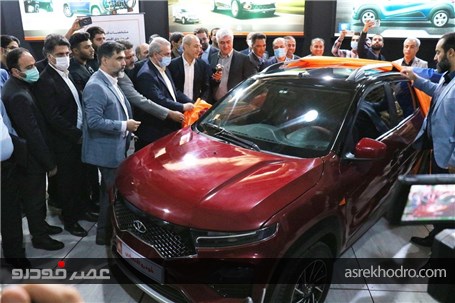 رونمایی از اولین خودرو اقتصادی ایران خودرو و سایپا و امضا تفاهم نامه مشترک