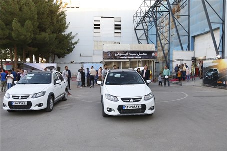 استقبال مردم مشهد از رانندگی با خودروهای شاهین و کوییک اتوماتیک سایپا