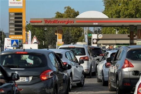 تداوم اختلال در جایگاه‌های عرضه سوخت در فرانسه