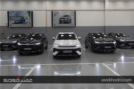 آغاز تحویل اولین سری از خودرو KMC J۷ به مشتریان کرمان موتور