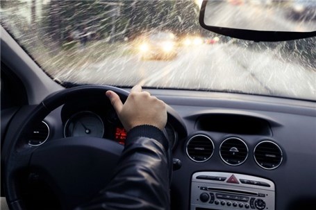 نکاتی که رانندگان باید در روز‌های بارانی بدانند