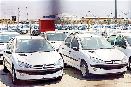 کاهش ۸ تا ۱۵ درصدی قیمت خودرو‌های داخلی در بازار