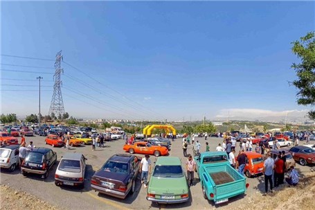 آغاز رالی تور گردشگری خودروهای کلاسیک در مسیر تهران- مازندران