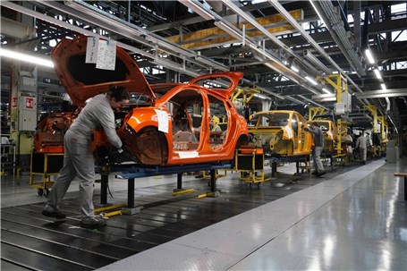 اعتصاب‌های بخش خودروسازی تولید کارخانه‌ای در آمریکا را پایین آورد