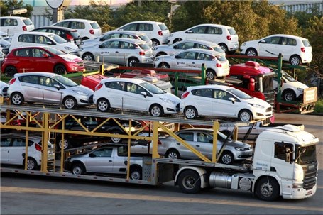 مجوز واردات خودرو به گمرک بندر دیر صادر شد