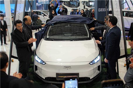 نخستین نمایش خودرو تمام برقی جیلی؛ فرداموتورز با دست پر در نمایشگاه خودرو تبریز