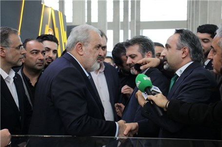 حضور وزیر صمت در غرفه ISQI؛ استقبال از داشبورد کیفیت صنعت خودرو/حمایت از پروژه مرکز تست تصادف