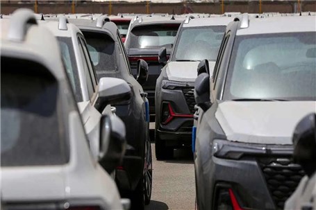 500 میلیونِ مسدوی خودروهای وارداتی آزاد شد