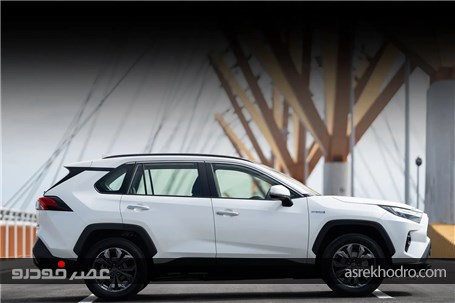 تویوتا RAV4 هایبرید توسط برساوش وارد ایران شد