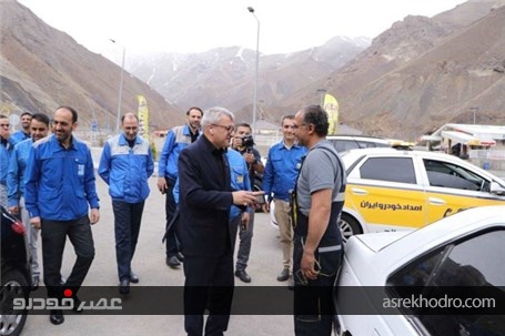 مدیرعامل ایران‌خودرو از مرکز پاسخ‌گویی و امداد این شرکت بازدید کرد