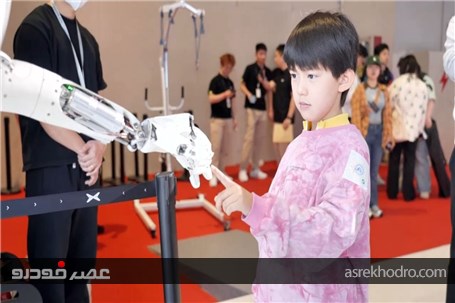 رونمایی از ربات انسان نمای Xpeng در نمایشگاه شانگهای