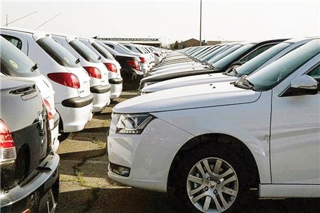 ثبات قیمت وارداتی‌ها در مقابل صعود داخلی‌ها