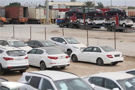 ترخیص ۳۰ درصد خودروهای خارجی بلاتکلیف در گمرک خرمشهر