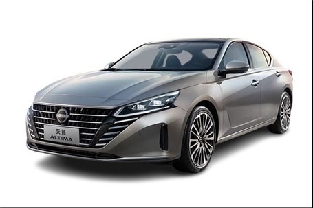 سی‌وسه سال با سدان موفق نیسان