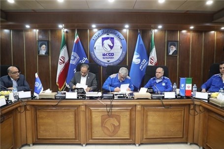 ایران خودرو و بانک تجارت برای تامین مالی و تسهیل در پرداخت‌های قطعه‌سازان تفاهم کردند