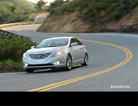 ساخت هیوندایی i40 با موتور توربوشارژ