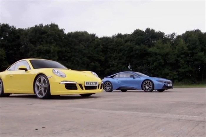 درگ ب ام و i8 با پورشه 911 کاررا S