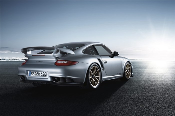 کلیپ کوتاهی از پورشه 911 –  GT2