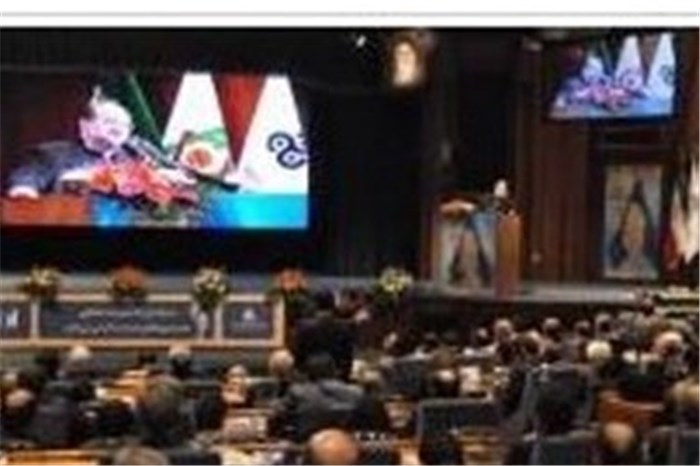 حضور شرکتهای برتر در توسعه اقتصادی کشور مهم است
