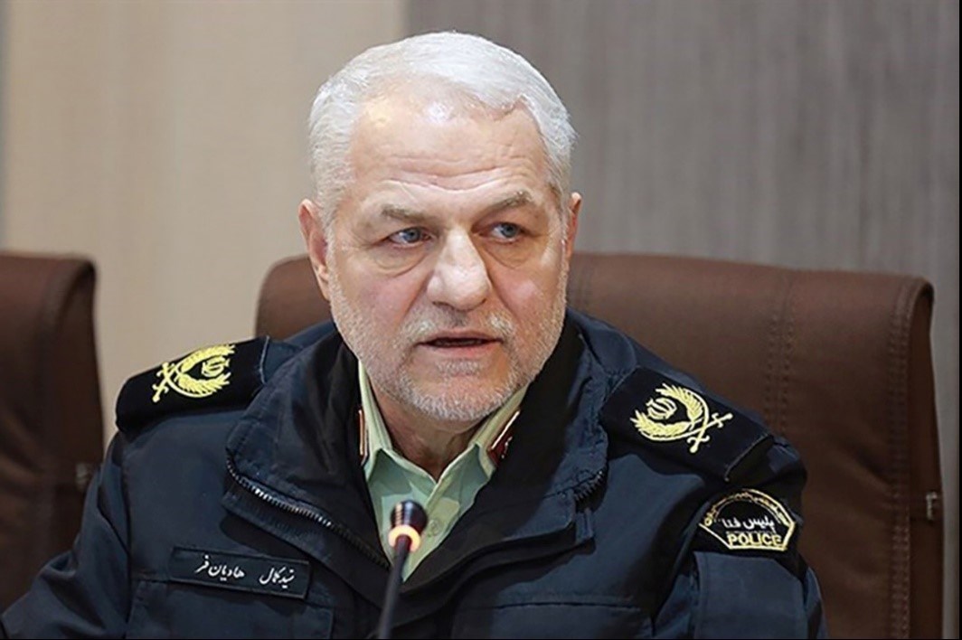 پلاک سوم روی وسایل نقلیه می‌نشیند
