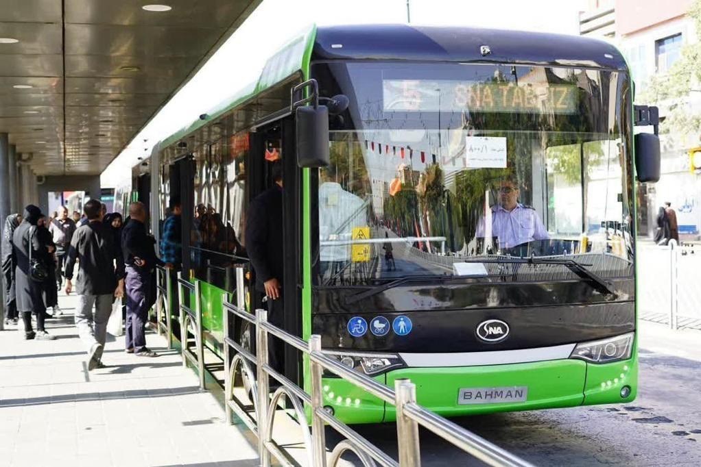 اتوبوس‌های گروه بهمن، بهترین‌ها را برای زائران حرم رضوی عرضه می‌کنند